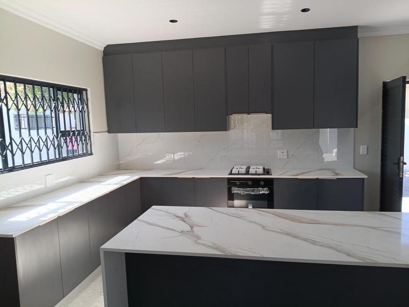To Let 3 Bedroom Property for Rent in Parow North Western Cape